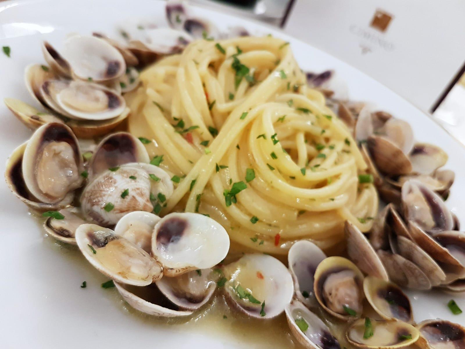 Hotel Vienna Ostenda E Ristorante Il Danubio Rimini Eksteriør bilde