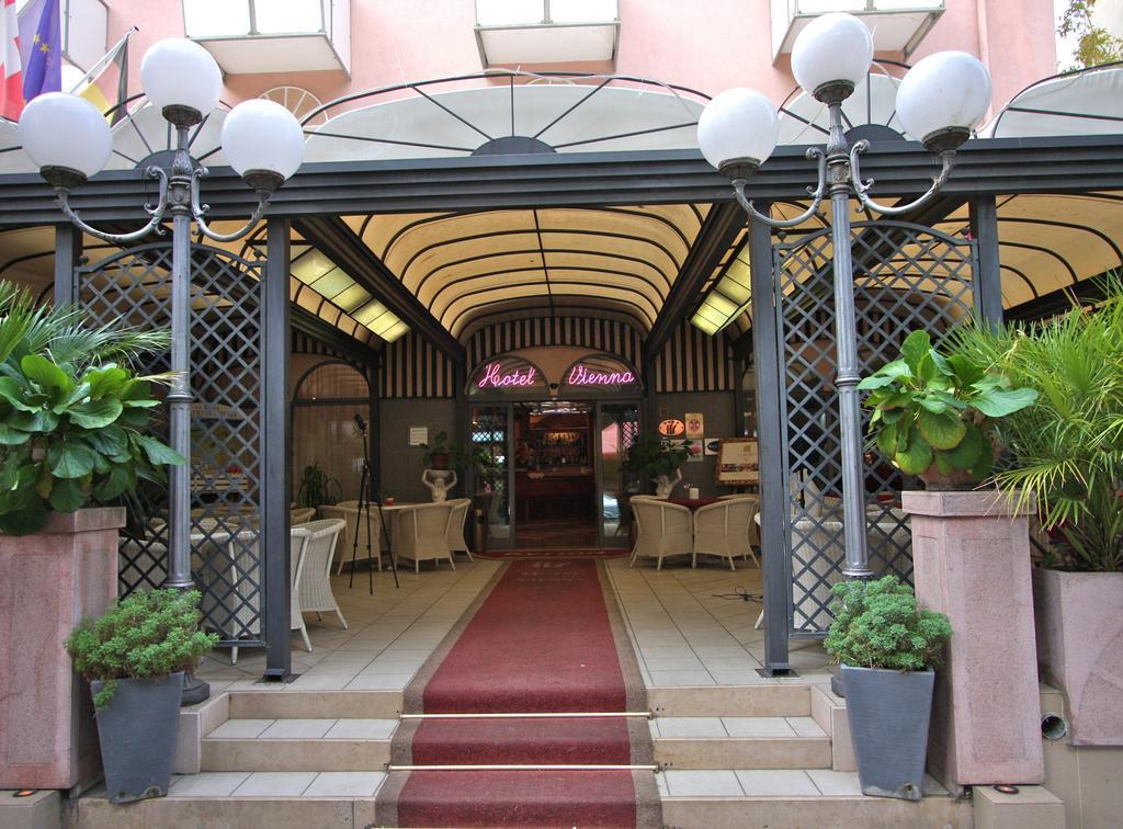 Hotel Vienna Ostenda E Ristorante Il Danubio Rimini Eksteriør bilde